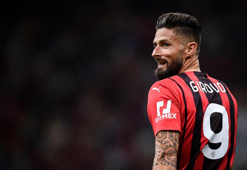 Olivier Giroud chce také znovu získat prodloužení smlouvy s AC Milán